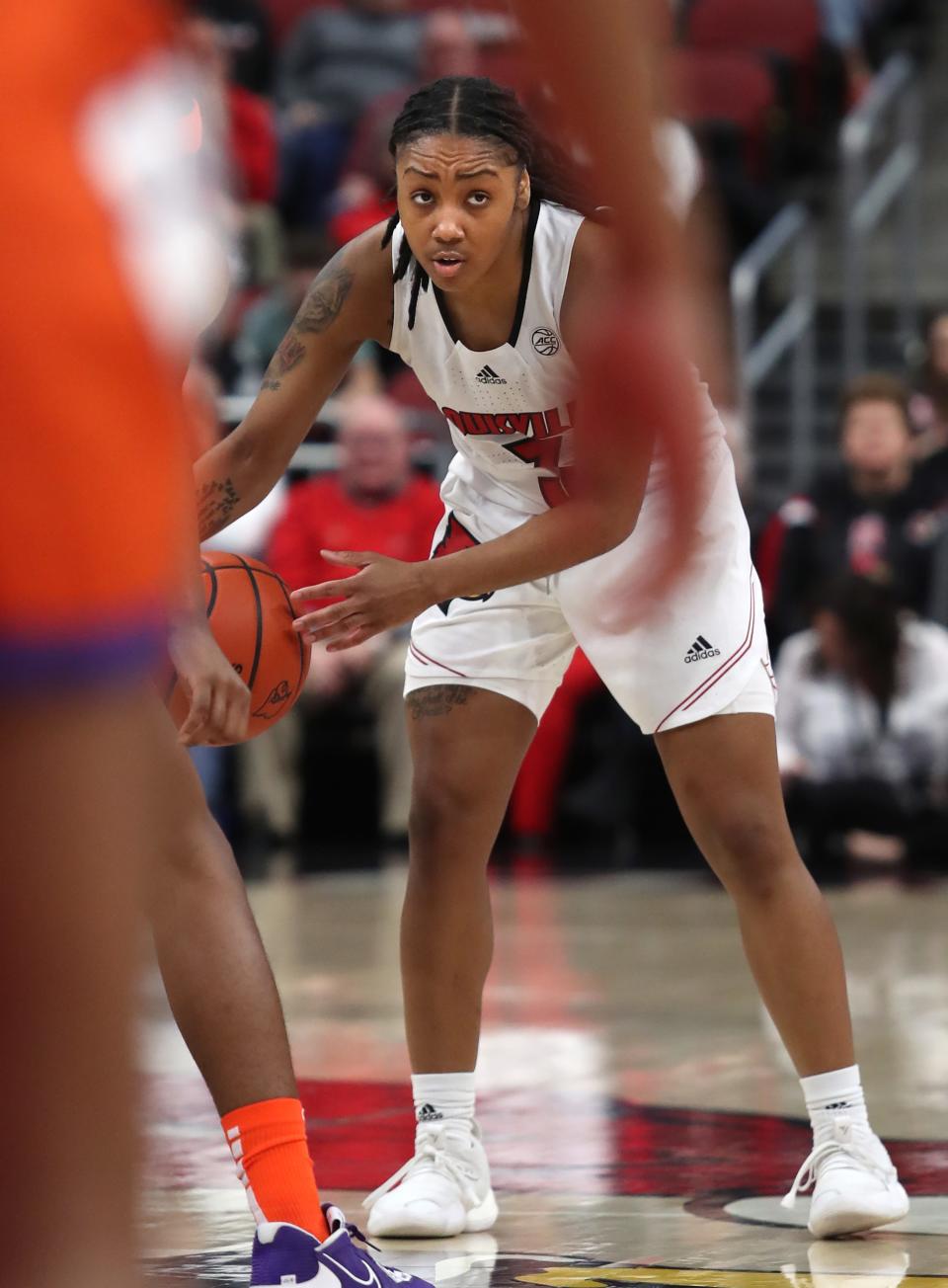 Louisville’s Chrislyn Carr brings the ball up the court against Clemson. Feb. 12, 2023