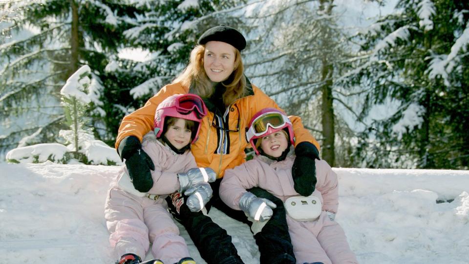 sarah, duchess of york, with princess beatrice, and princess eugenie, on a skiing holiday in verbier, switzerland