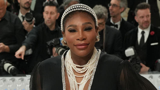 Serena Williams CFDA Award: Serena Williams becomes the first athlete to  receive CFDA Fashion Icon Award - The Economic Times