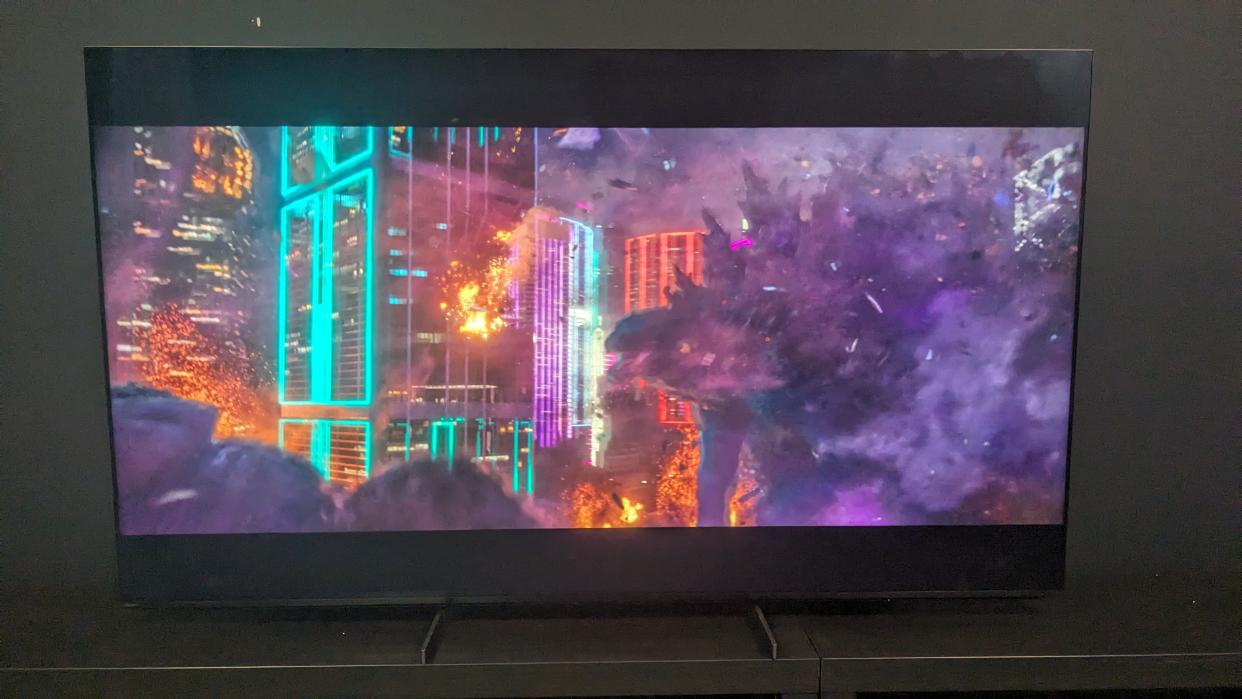  Sony X95L with Godzilla vs Kong on screen . 