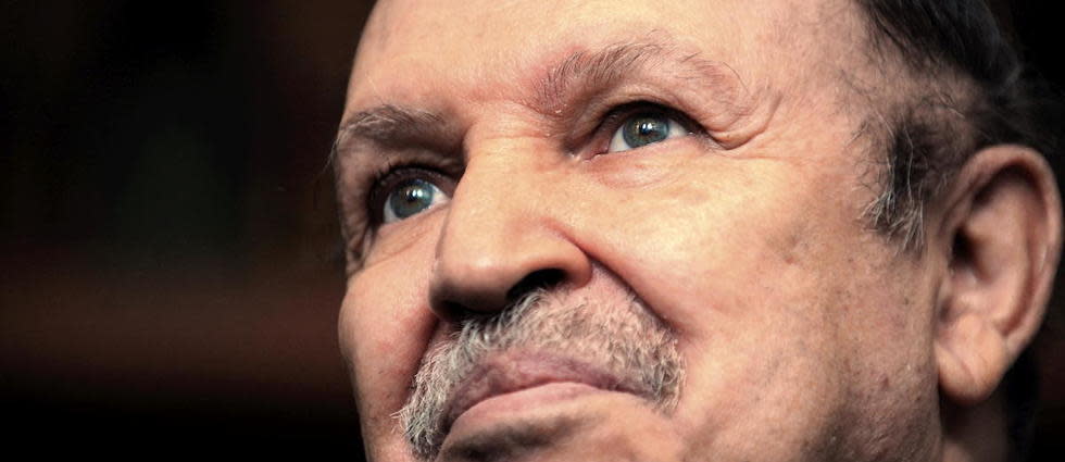 Décédé à 84 ans le 17 septembre, Abdelaziz Bouteflika avait dû démissionner face à l'opposition de la rue à une tentative de 5e mandat présidentiel. 
