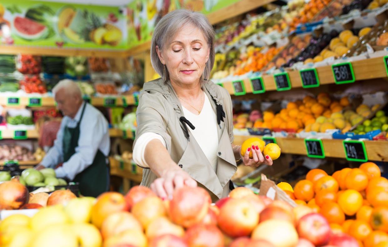 <span class="caption">Changer son alimentation à 60 ans pourrait augmenter l’espérance de vie de huit ans. </span> <span class="attribution"><span class="source">Shutterstock</span></span>