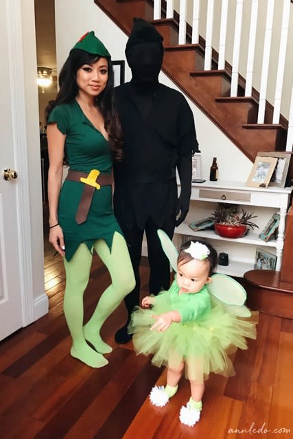 family halloween costume ideas peter pan and shadow (Ann Le Do)