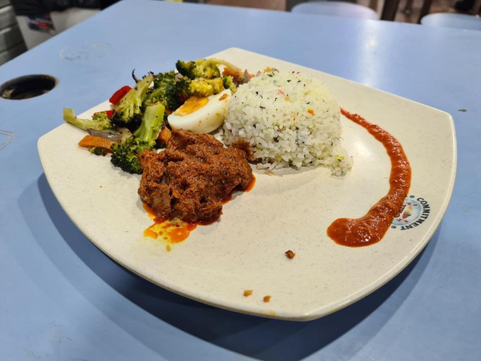 The Little Red Hen - Nasi Ulam with Beef Rendang set