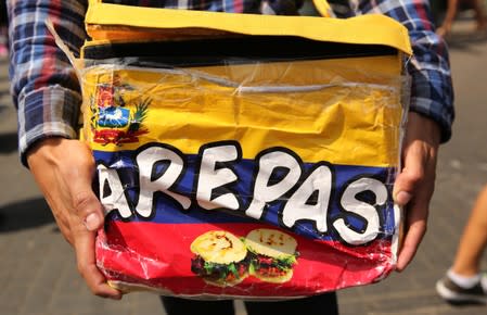 Por arepas venezolanas, Perú registra importación récord de harina