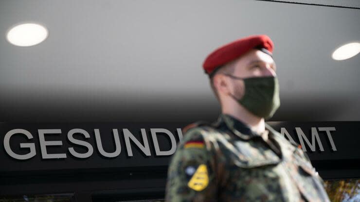 Die Impfstoffe sollen den Angaben zufolge durch die Bundeswehr oder durch die Hersteller angeliefert werden Foto: dpa