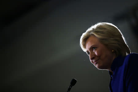 U.S. Democratic presidential candidate Hillary Clinton speaks during a campaign event at the Frontline Outreach and Youth Center in Orlando, U.S. September 21, 2016. REUTERS/Carlos Barria