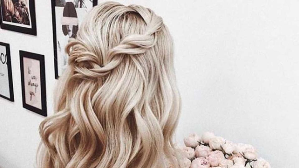 25 Homecoming Hairstyles We Love