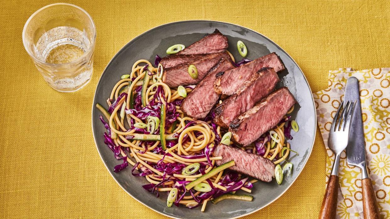 pioneer woman seared steak with sesame noodle salad