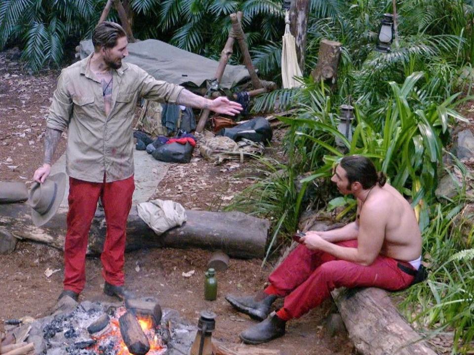 Mike Heiter (l.) und Fabio Knez müssen sich mit dem Halbfinale zufriedengeben. (Bild: RTL)