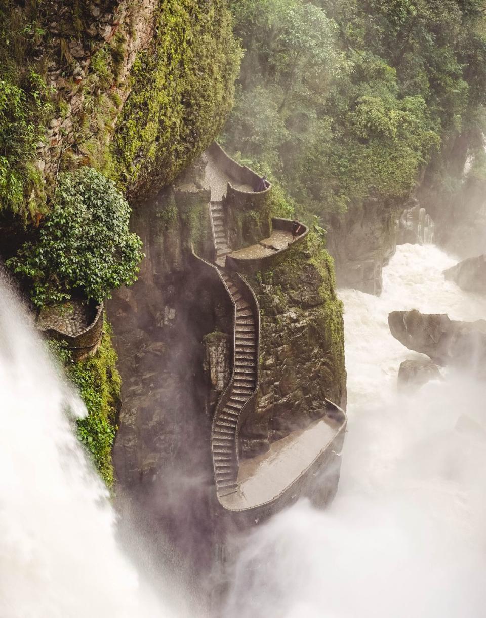 Pailón del Diablo, Ecuador