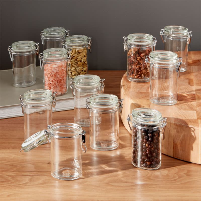 <p><a href="https://go.redirectingat.com?id=74968X1596630&url=https%3A%2F%2Fwww.crateandbarrel.com%2Fmini-oval-spice-herb-jars-with-clamp-set-of-12%2Fs165273&sref=https%3A%2F%2Fwww.thepioneerwoman.com%2Ffood-cooking%2Fg32389325%2Fspice-jars%2F" rel="nofollow noopener" target="_blank" data-ylk="slk:Shop Now;elm:context_link;itc:0;sec:content-canvas" class="link ">Shop Now</a></p><p>Mini Oval Spice Jars with Clamp</p><p>crateandbarrel.com</p><p>$29.95</p><span class="copyright">crate and barrel </span>