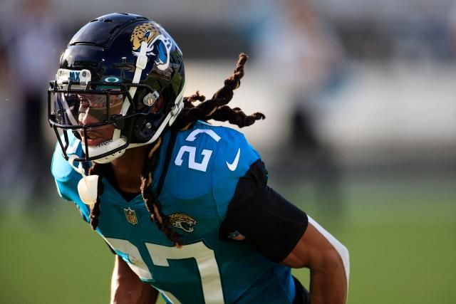 Charges against Jaguars' defensive back Chris Claybrooks dropped