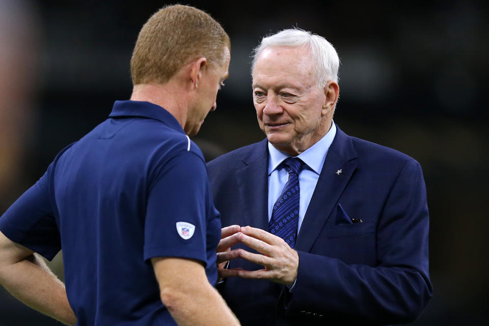 NEW ORLEANS, LOUISIANA - SEPTEMBER 29: Jerry Jones owner of the Dallas Cowboys talks to head coach Jason Garrett before a game against the New Orleans Saints at the Mercedes Benz Superdome on September 29, 2019 in New Orleans, Louisiana. (Photo by Jonathan Bachman/Getty Images)