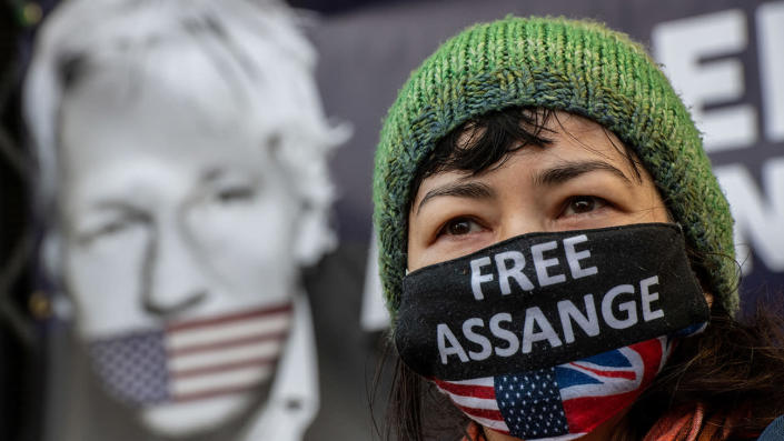 Julian Assange đã đưa ra kháng nghị ở Vương quốc Anh để chống lại việc dẫn độ sang Hoa Kỳ
