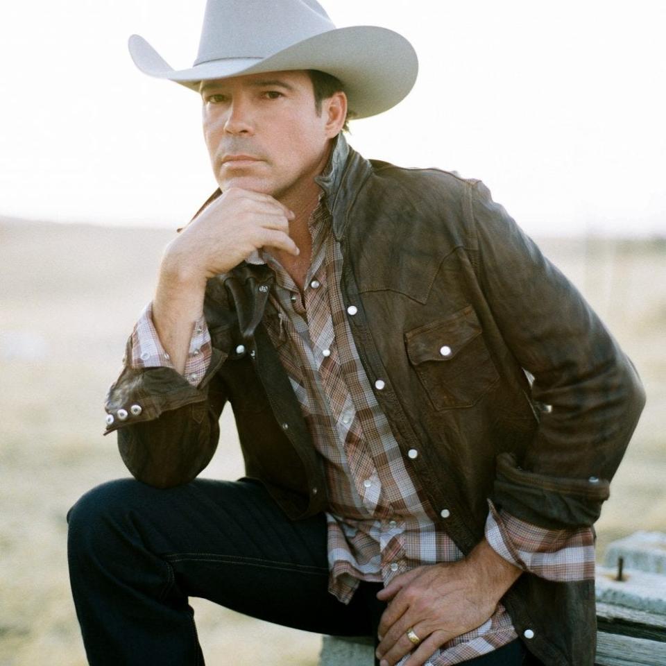 Country music star Clay Walker is scheduled to perform in concert for the Lubbock County Junior Livestock Friends and Family's Second Annual Fundraiser at 7:30 p.m. May 20 in the Lubbock Memorial Civic Center.