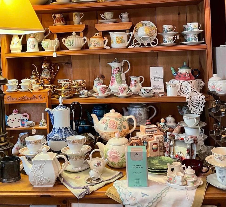 Tea & Treasures sells vintage and novelty teapots and teacups and other gift items.