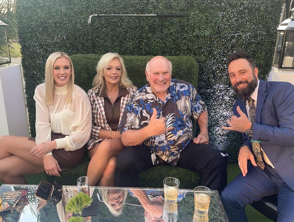 Lacey and Noah Hester with Tammy and Terry Bradshaw