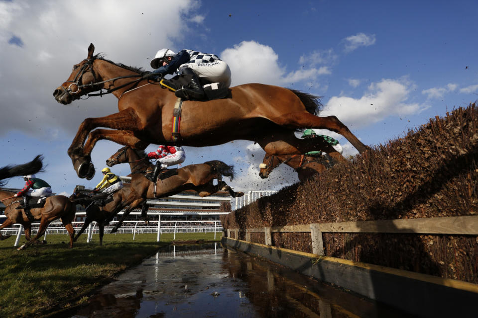Yahoo Sport UK horse racing Lucky 15 – Wednesday’s top selections