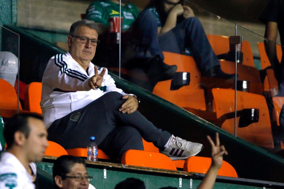 Gerardo ‘Tata’ Martino en el Nou Camp presenciando el encuentro entre el León y Santos, de la Liga MX. / Foto: Getty Images