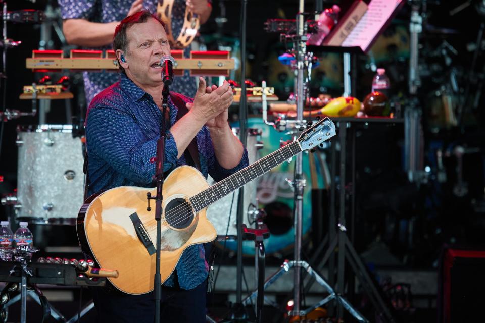 Matthew Jardine, with Brian Wilson’s band, performs at Ak-Chin Pavilion in Phoenix on June 7, 2022.