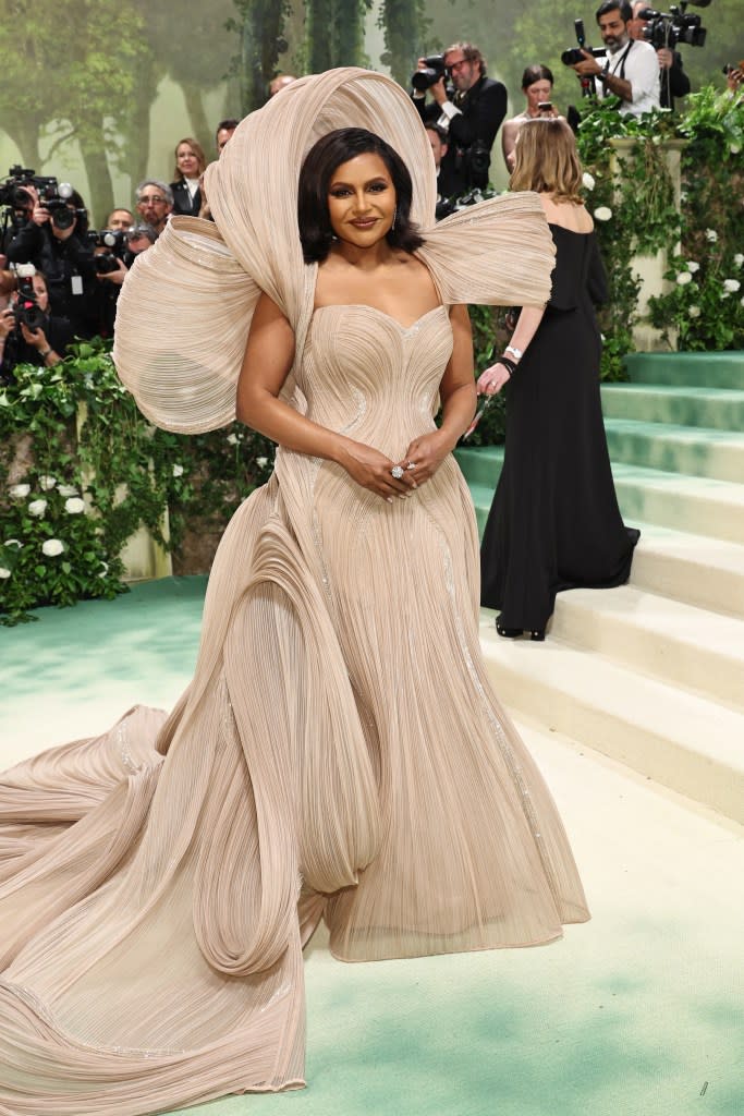 Mindy Kaling attends The 2024 Met Gala Celebrating "Sleeping Beauties: Reawakening Fashion" at The Metropolitan Museum of Art on May 06, 2024 in New York City.