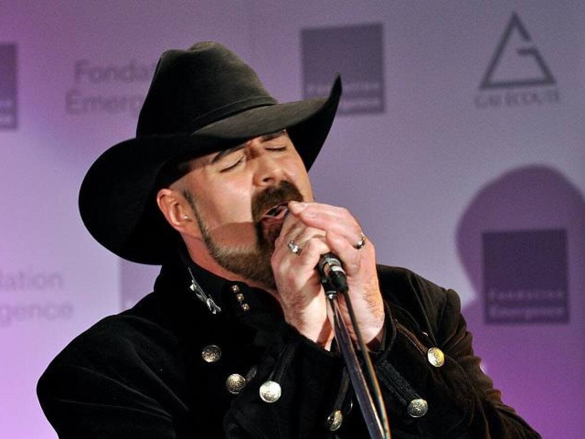 Country singer Drake Jensen won a Hats Off award in 2012 from Fondation Émergence, an organization working to fight against homophobia and transphobia. (Facebook - image credit)