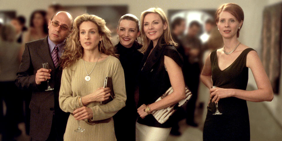 (L-R) Willie Garson (Stanford), Sarah Jessica Parker (Carrie), Kristin Davis (Charlotte),  Kim Cattrall (Samantha) And Cynthia Nixon (Miranda) in Sex and The City, season 3. (Getty Images)