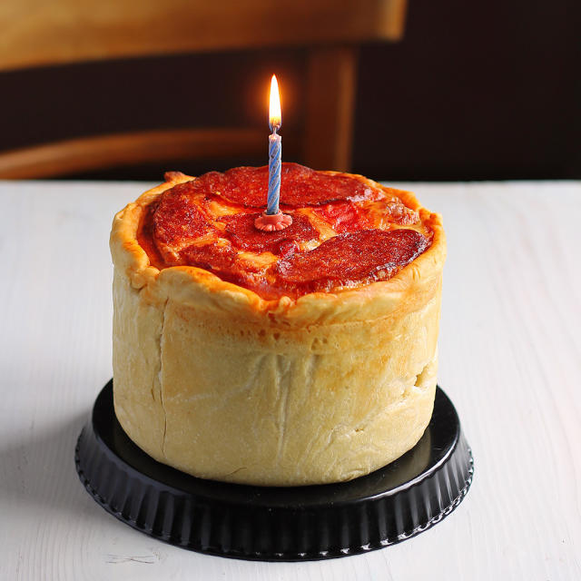 Pizza Cake – Part I | CakeStories.ca