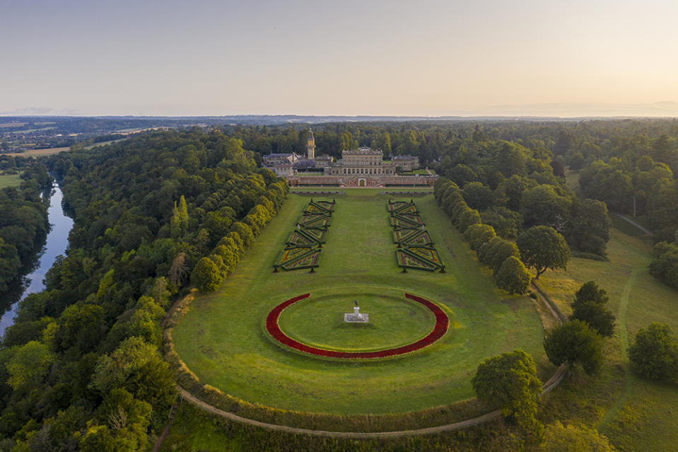  Clivedon House's exterior