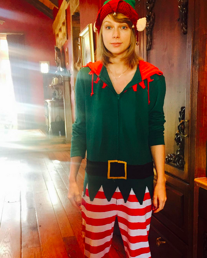 Taylor Swift got all elfed out for the holidays