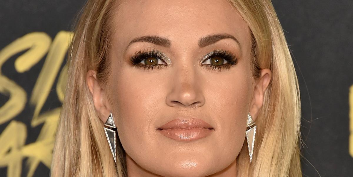 Carrie Underwood Monster Porn - Carrie Underwood Fans Slam CMA Awards and Say the Organization Should Be  'Ashamed'