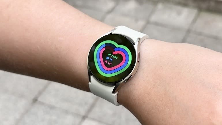  Samsung Galaxy Watch 6 on a person's wrist. 