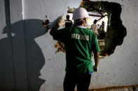 <p>CIUDAD DE MÉXICO Earthquake/Sismo-CDMX.- Personal de rescate trabajó durante toda la noche en el edifico que se colapsó en la calle de Chimalpopoca, esquina Bolívar, el cual era un taller de costura, 20 de septiembre de 2017. Foto: Agencia EL UNIVERSAL/Jorge serratos/MAVC </p>