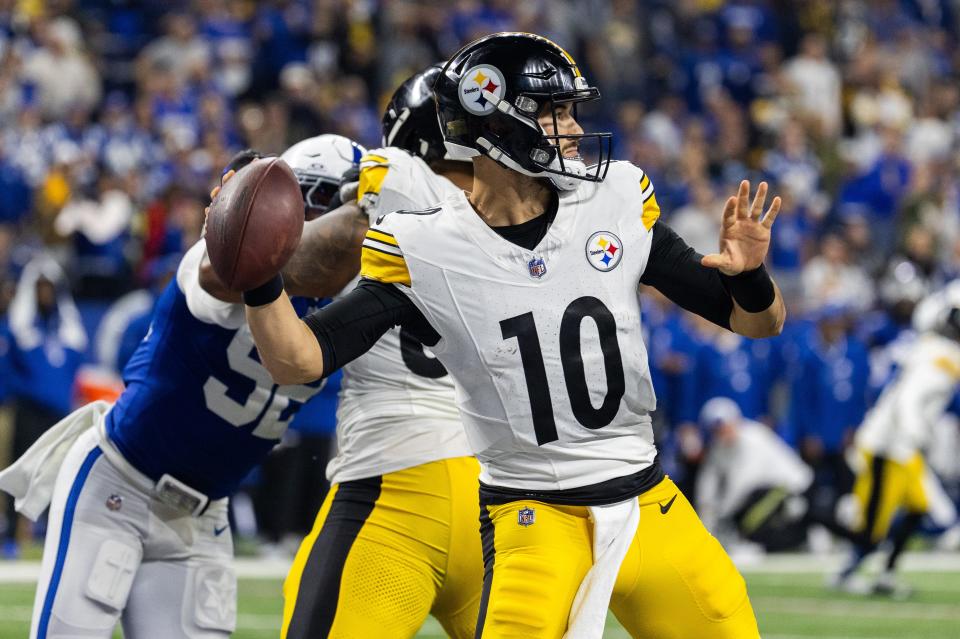 Quarterback Mitch Trubisky was one of three players cut by the Pittsburgh Steelers on Monday.