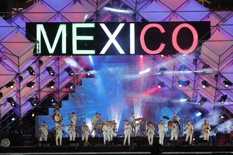 FOTOS: México celebra el 'Grito' con el recuerdo del trágico terremoto