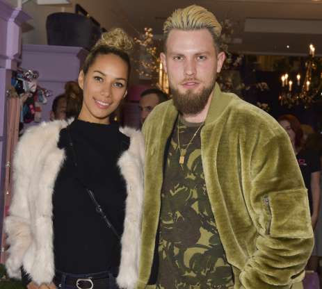 <p>Selon People, Leona Lewis, auteure-compositrice-interprète, s’est fiancée le 6 août dernier à son petit ami, Dennis Jauch, qu’elle fréquente depuis huit ans déjà. Crédit photo : Getty Images </p>