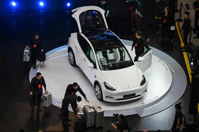 Tesla Now Making, Delivering 500 Model S Electric Cars Weekly - CBS  Baltimore