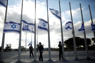 <p>Israeli presidential guards lower the national flag to half mast during a ceremony marking the death of former Israeli President Shimon Peres, at the Knesset, the Israeli parliament in Jerusalem Sept. 28, 2016. (Photo: Ronen Zvulun/Reuters) </p>