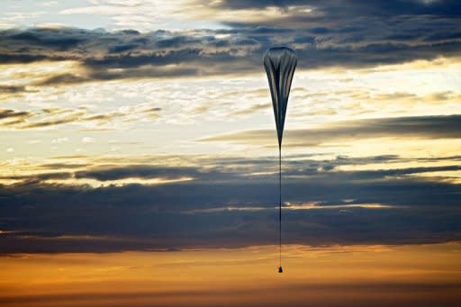 Rincón Curioso on X: La foto editada captura el momento exacto  representativo de cuando Felix Baumgartner rompe la barrera del sonido,  estableciendo un hito histórico al convertirse en la primera persona en