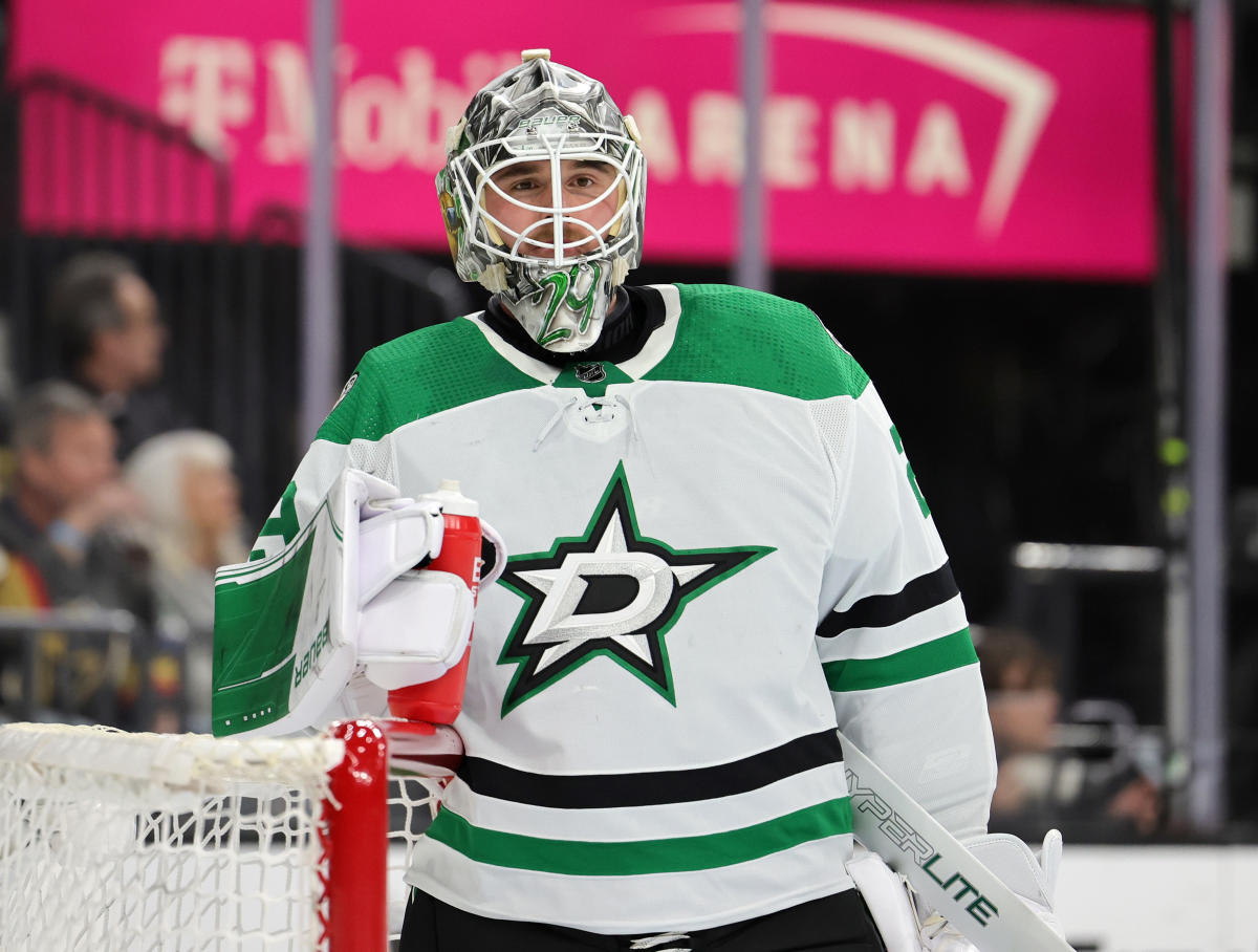 10 things to know about Stars' goalie Jake Oettinger, including