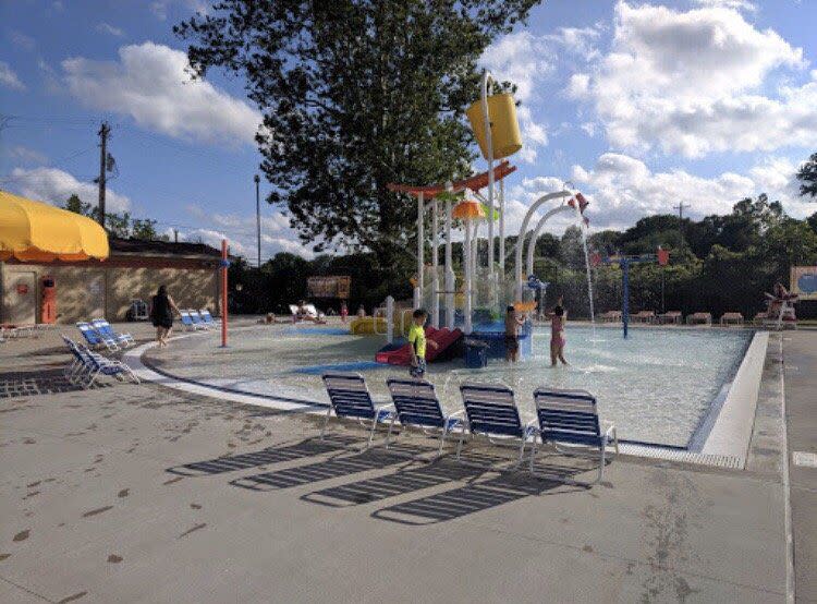 Franklin Family Aquatic Center, Franklin, Indiana