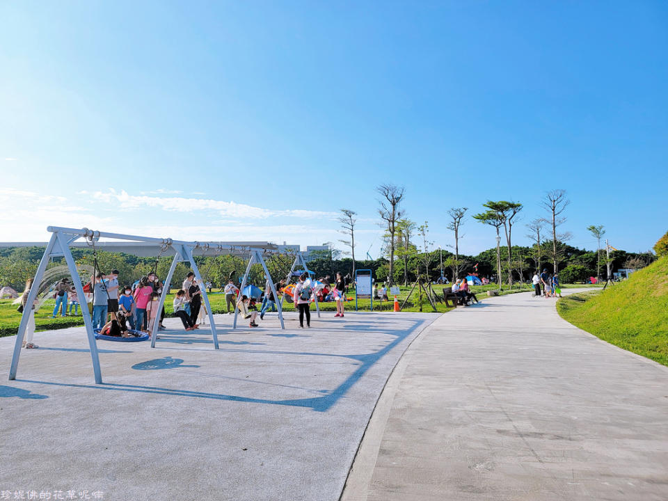 新北｜八里十三行文化公園 兒童遊戲場