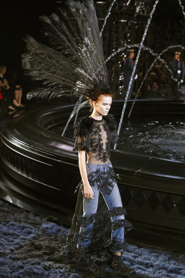 MARC JACOBS FOR LOUIS VUITTON - News