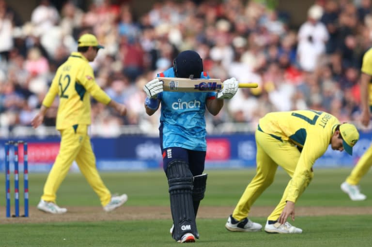 Despair: England's Ben Duckett (C) reacts after being dismissed for 95 in the first one-day international against Australia at Trent Bridge (Darren Staples)