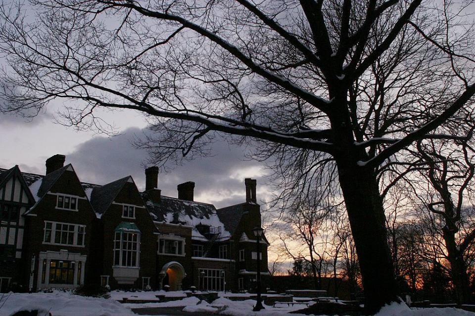 20) Sarah Lawrence College