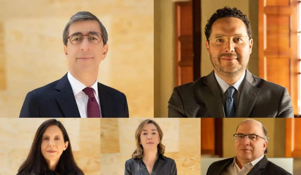 Juan Pablo Córdoba, presidente del Comité de Regla Fiscal, Andrés Velasco, director técnico; Sylvia Escobar, María Fernanda Suárez y Fernando Jaramillo. Imágenes: tomadas del Comité de Regla Fiscal