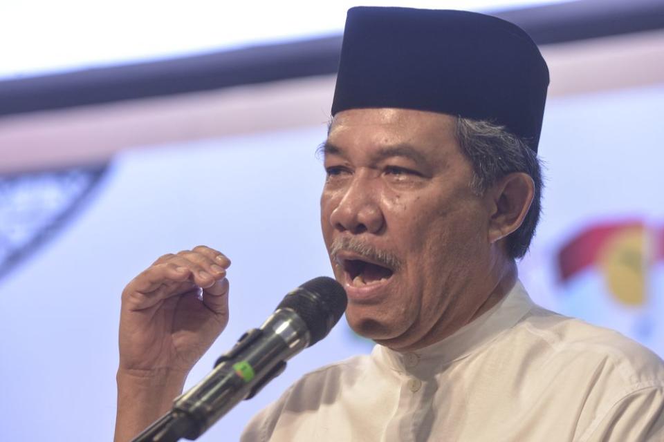 Umno deputy president Datuk Seri Mohamad Hasan delivers a speech at Himpunan Penyatuan Ummah (Muslim Unity Rally) held at the Putra World Trade Centre in Kuala Lumpur September 13, 2019. — Picture by Shafwan Zaidon