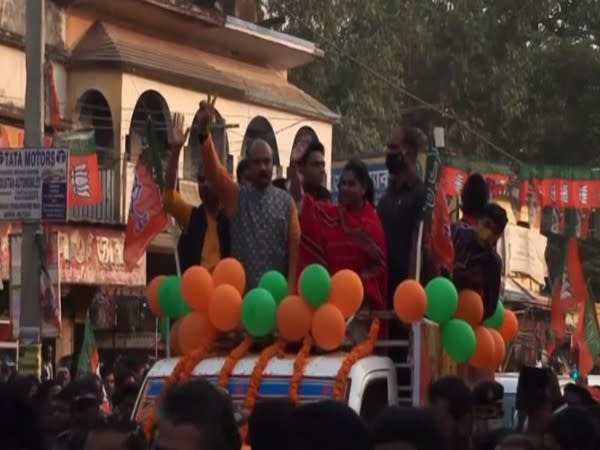 BJP leader Bharati Ghosh during the party's roadshow on Sunday. [Photo/ANI]