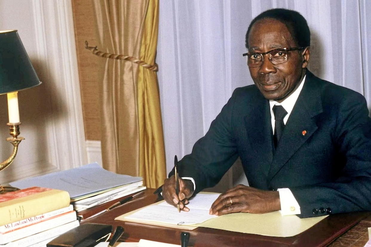 L'ancien président sénégalais Léopold Sédar Senghor (1906-2001) dans l'émission Un Noël, une vie sur TF1 (1981).   - Credit:GALMICHE/TF1/SIPA